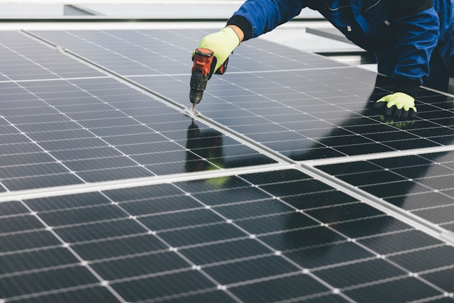 Comstock Inc. Pivots to Solar Recycling with US$45 Million Asset Divestiture, Targeting High-Growth Circular Economy - Global