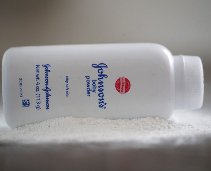 J&J Agrees $5.5 Billion Settlement to Resolve Decades of Talc Lawsuits - Global