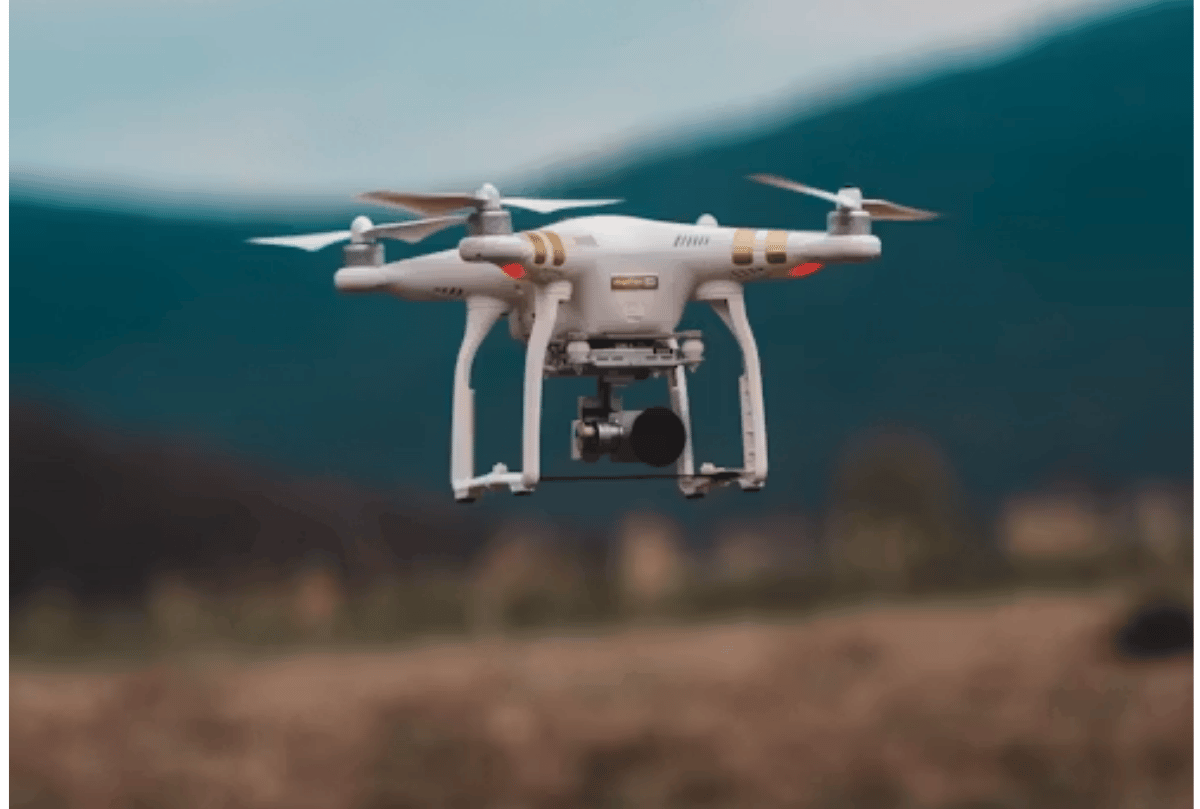 UAE Tightens Drone Communications Oversight with Comprehensive TDRA Framework - Africa