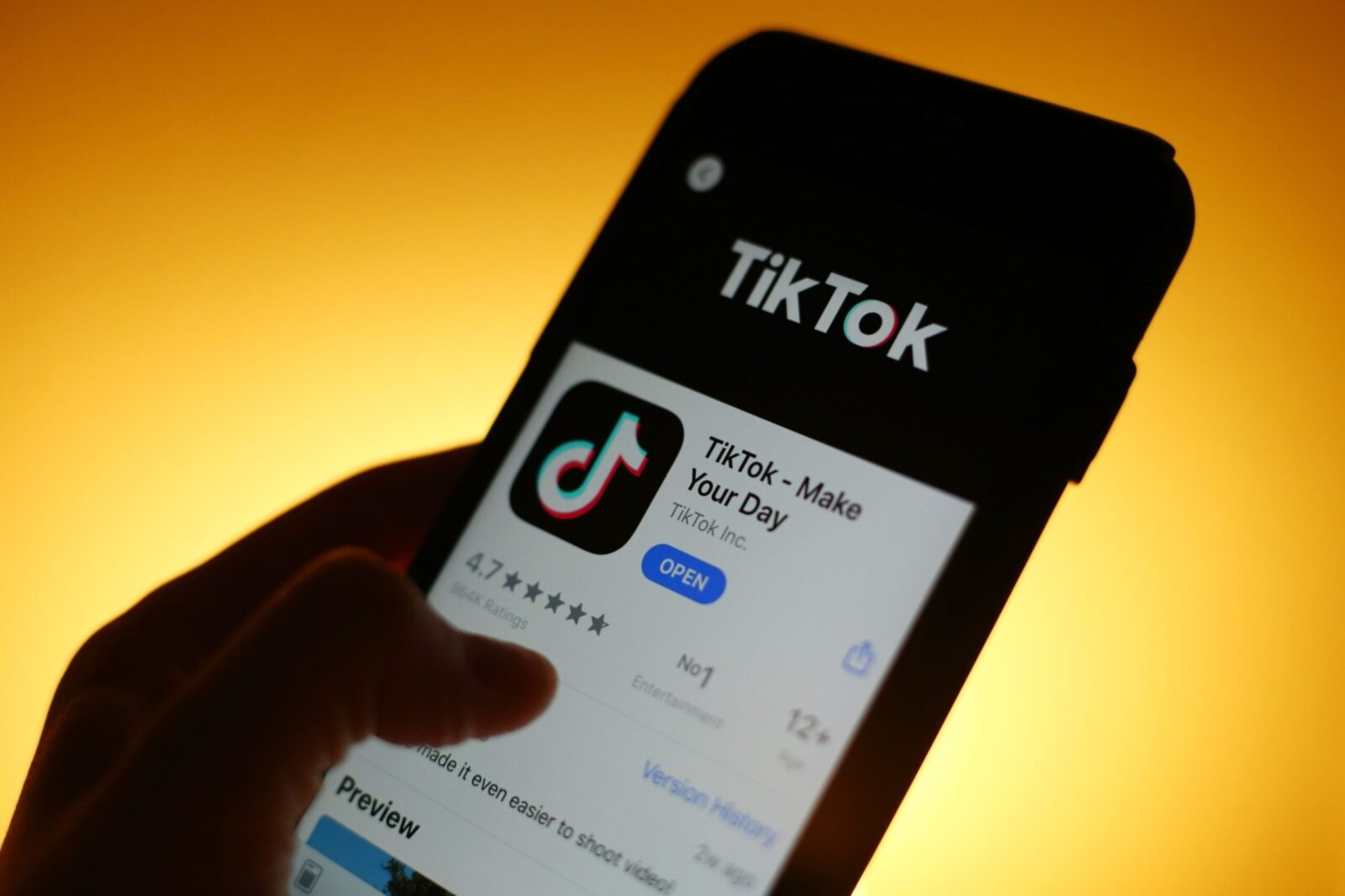 TikTok Faces $400 Million Settlement Over Children's Privacy Violations - Global
