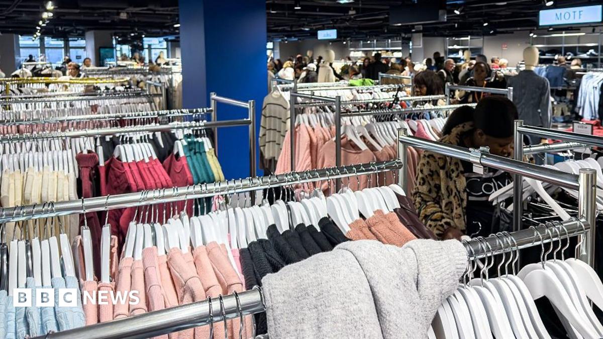 France Imposes Eco-Levy on Fast Fashion, Targeting Shein and Temu with Escalating Fees - International